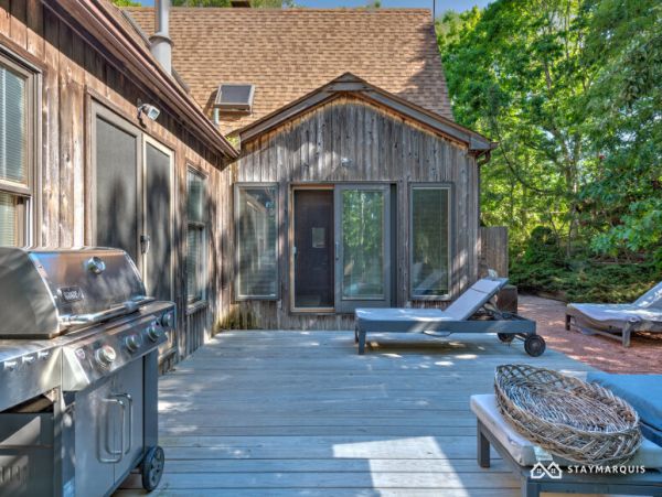Hamptons Home 1020386