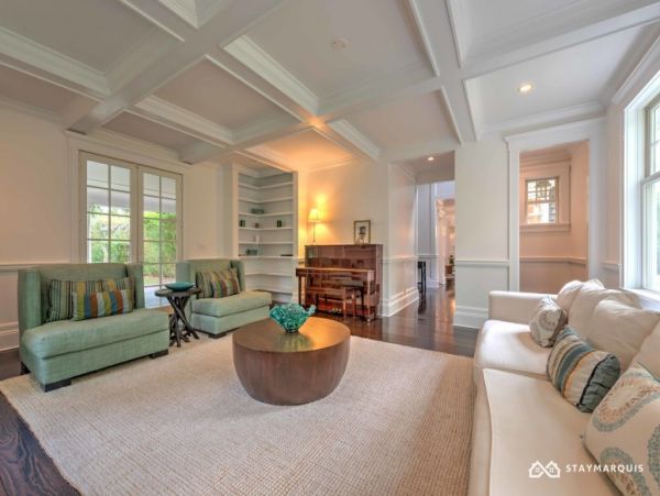 Hamptons Home 1020387