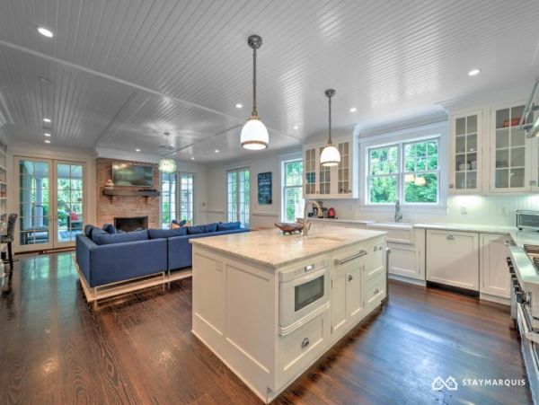 Hamptons Home 1020387