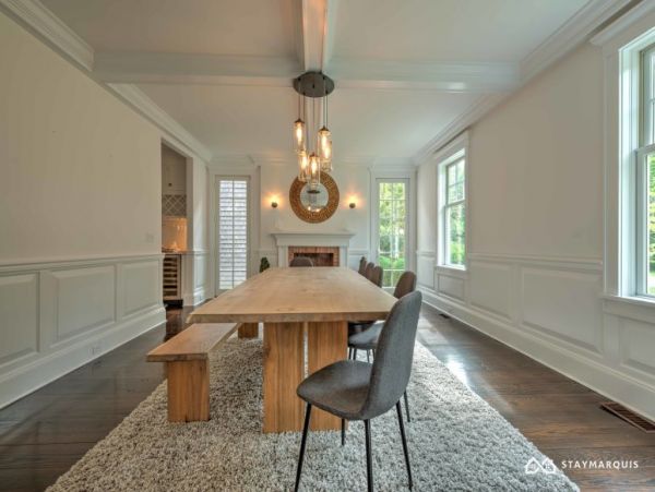 Hamptons Home 1020387