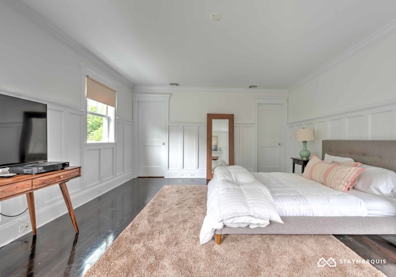 Hamptons Home 1020387