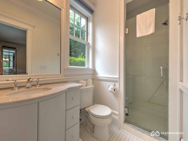 Hamptons Home 1020387