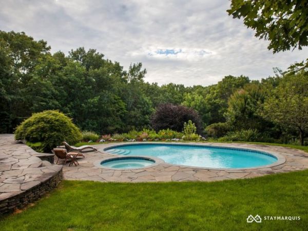Hamptons Home 1020388
