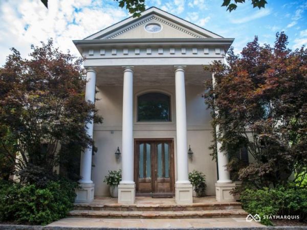 Hamptons Home 1020388