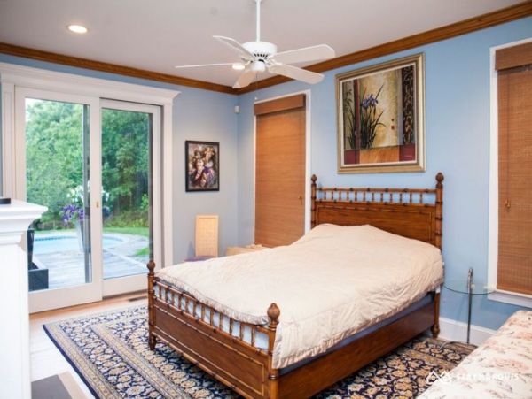 Hamptons Home 1020388