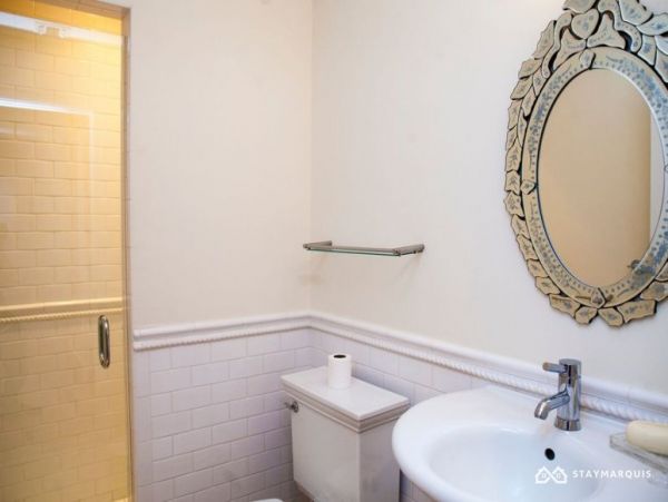 Hamptons Home 1020388