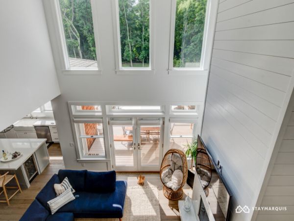Hamptons Home 1020389