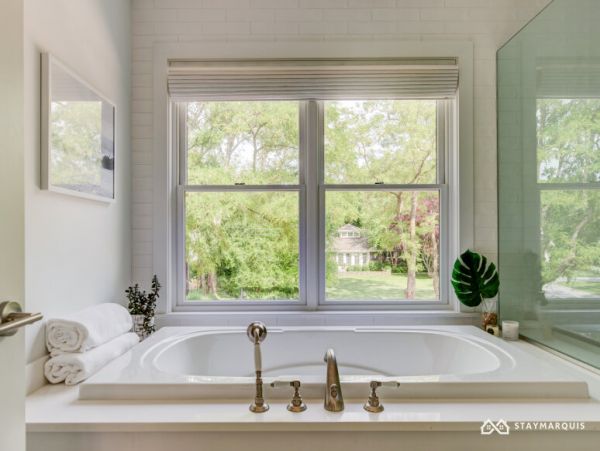 Hamptons Home 1020389