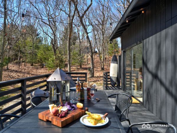 Hamptons Home 1020390