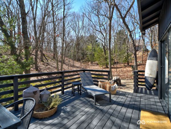 Hamptons Home 1020390