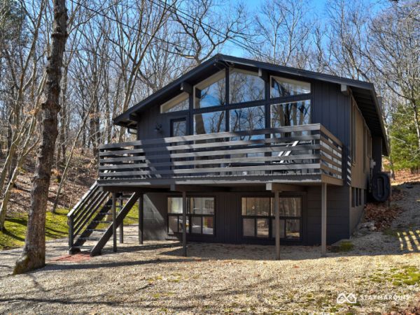 Hamptons Home 1020390