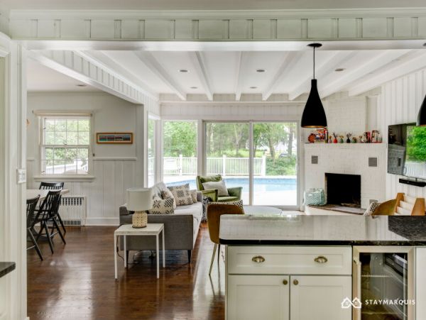 Hamptons Home 1020391