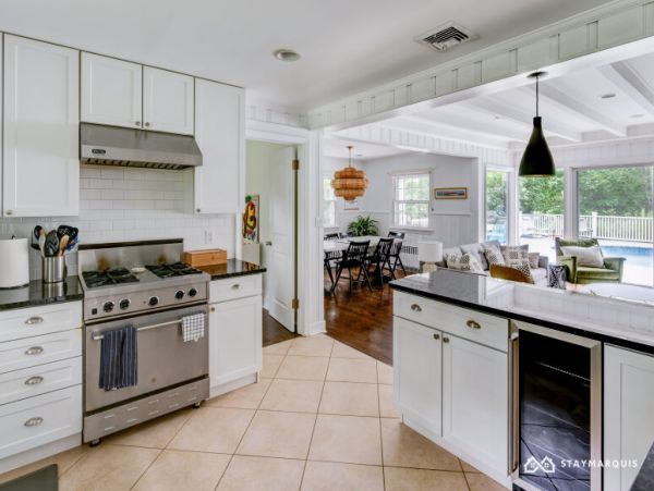Hamptons Home 1020391