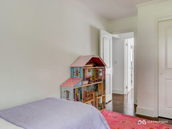 Hamptons Home 1020391