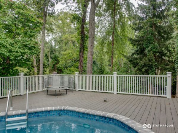 Hamptons Home 1020391