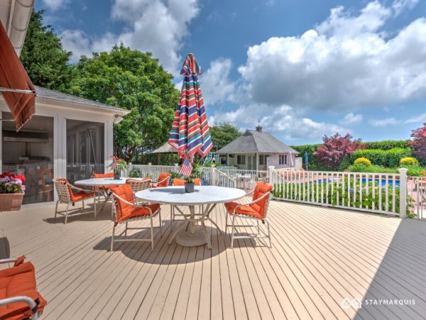 Hamptons Home 1020392