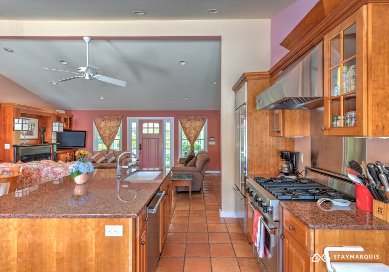 Hamptons Home 1020392