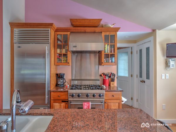 Hamptons Home 1020392