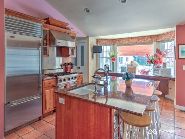 Hamptons Home 1020392