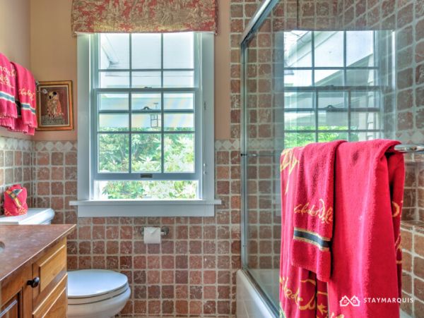 Hamptons Home 1020392