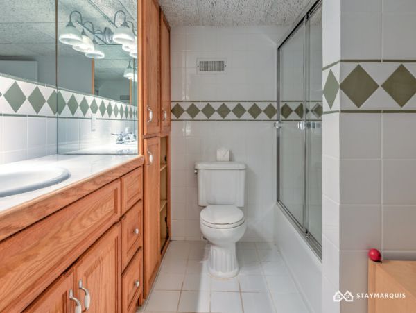 Hamptons Home 1020392