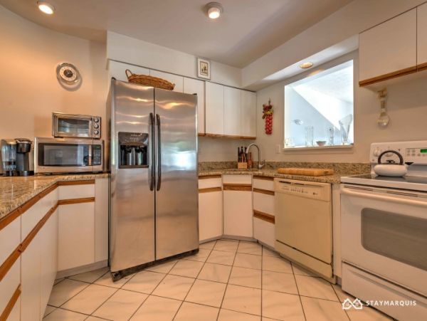 Hamptons Home 1020393