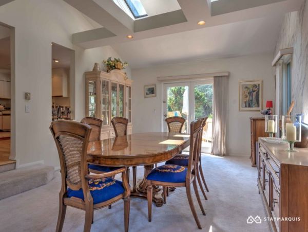 Hamptons Home 1020393