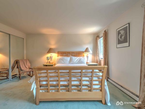 Hamptons Home 1020393