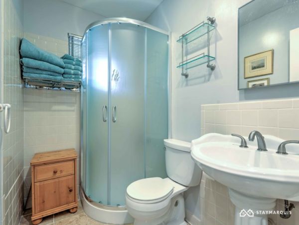 Hamptons Home 1020393