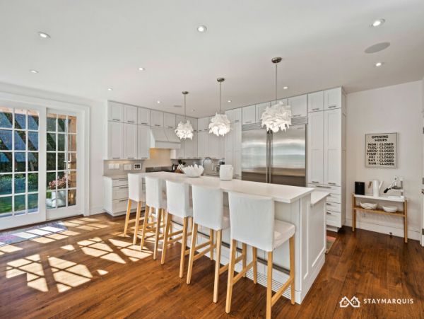 Hamptons Home 1020394