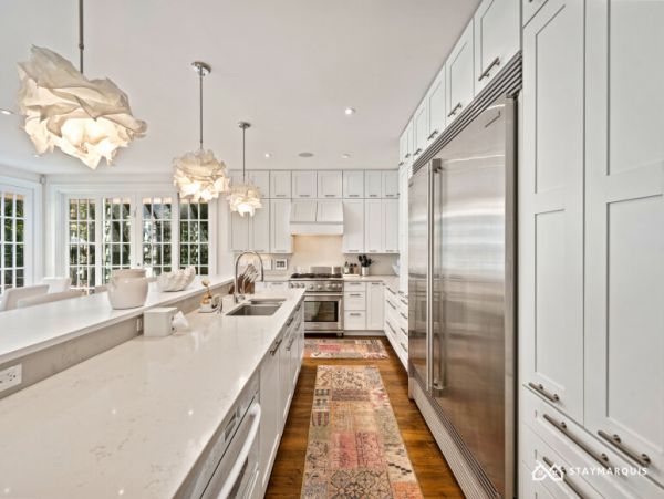 Hamptons Home 1020394