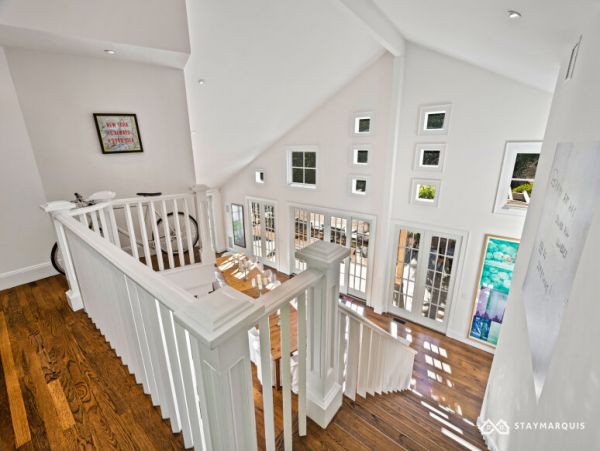 Hamptons Home 1020394