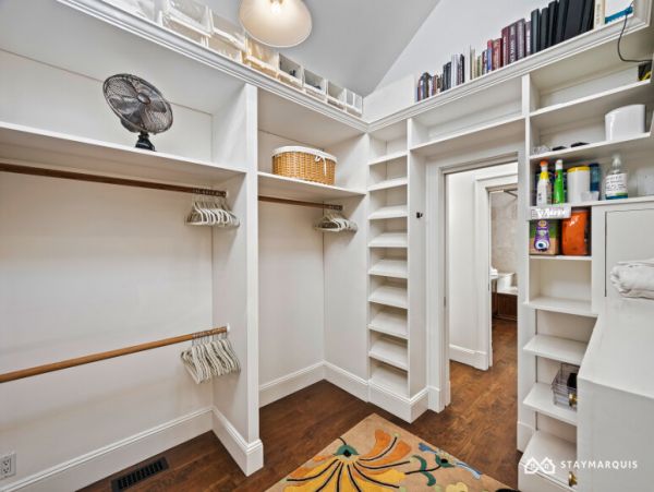 Hamptons Home 1020394