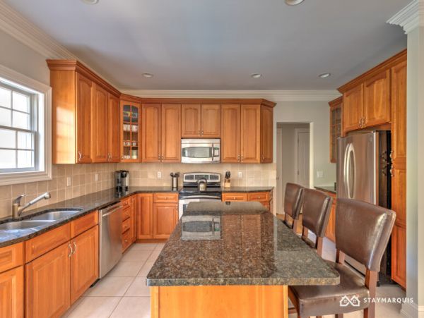 Hamptons Home 1020395