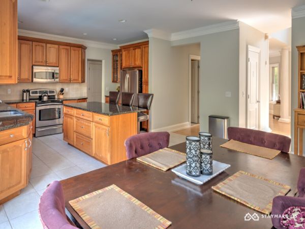 Hamptons Home 1020395