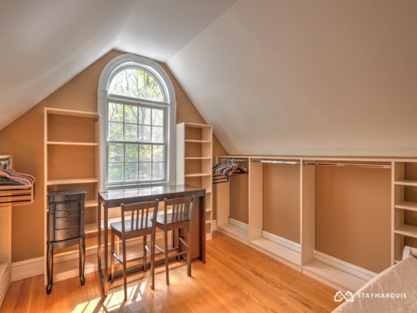 Hamptons Home 1020395