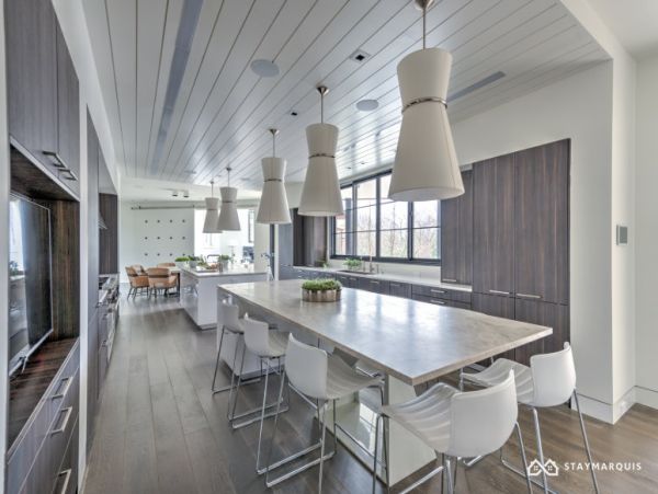 Hamptons Home 1020396