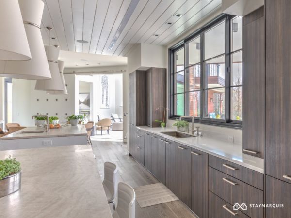 Hamptons Home 1020396