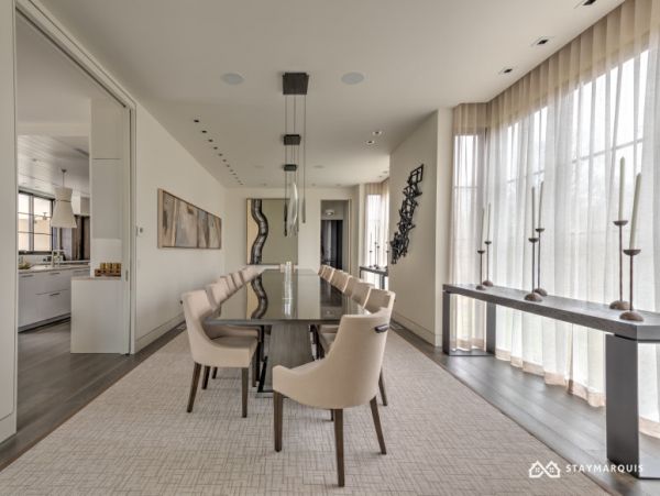 Hamptons Home 1020396