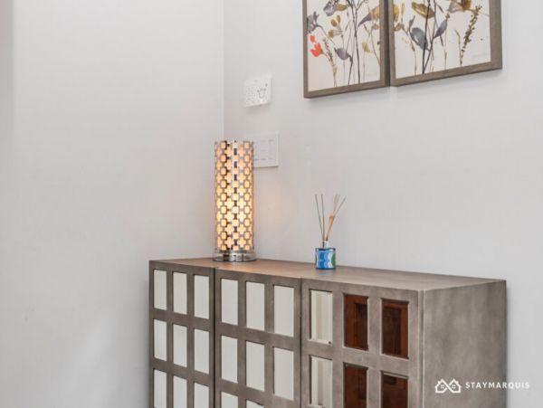 Hamptons Home 1020397