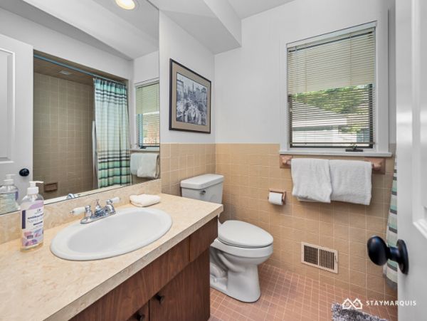 Hamptons Home 1020397
