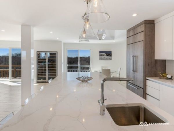 Hamptons Home 1020399