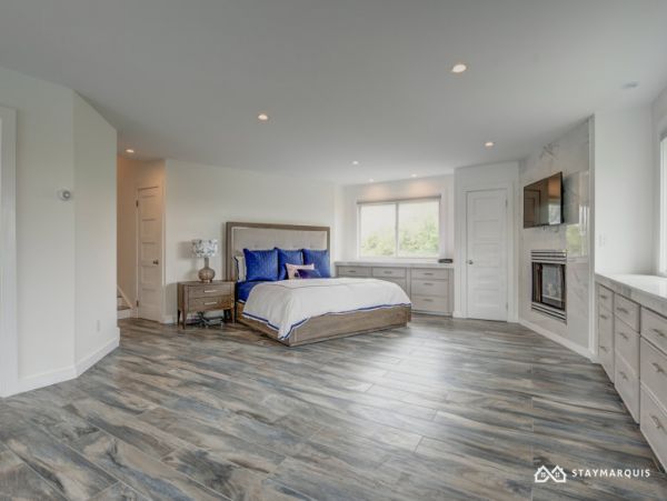 Hamptons Home 1020399