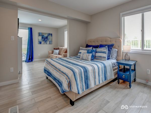 Hamptons Home 1020399