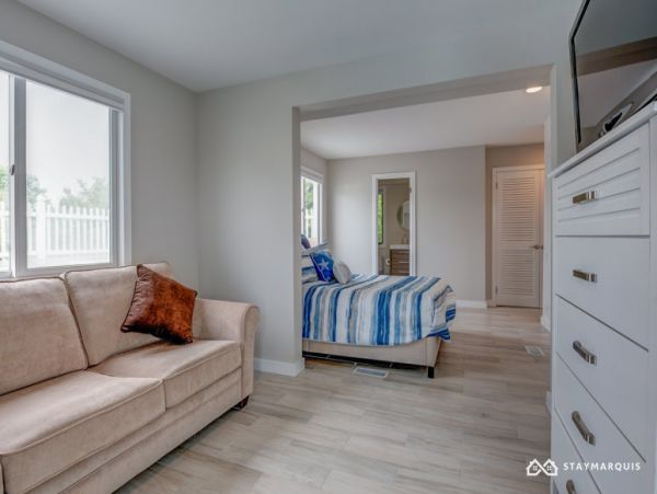 Hamptons Home 1020399