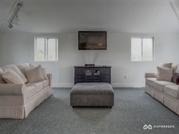 Hamptons Home 1020399