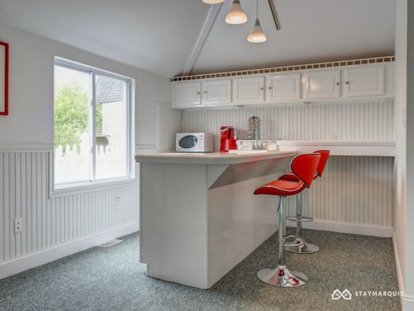 Hamptons Home 1020399