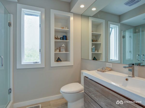 Hamptons Home 1020399