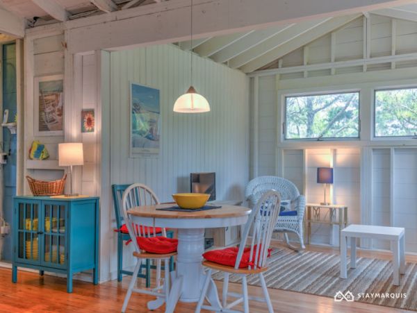 Hamptons Home 1020400
