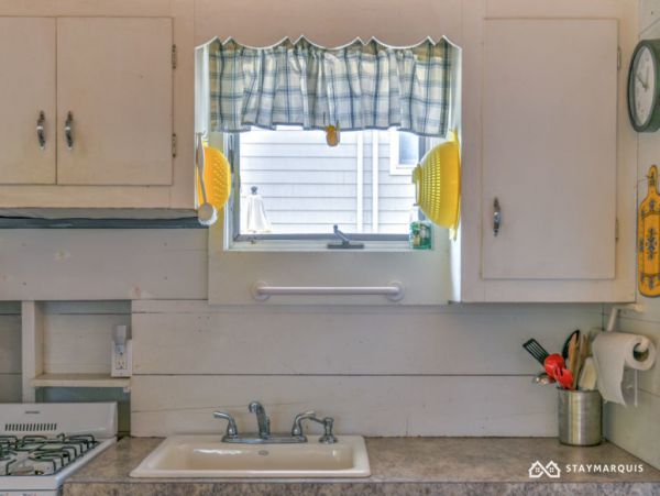 Hamptons Home 1020400